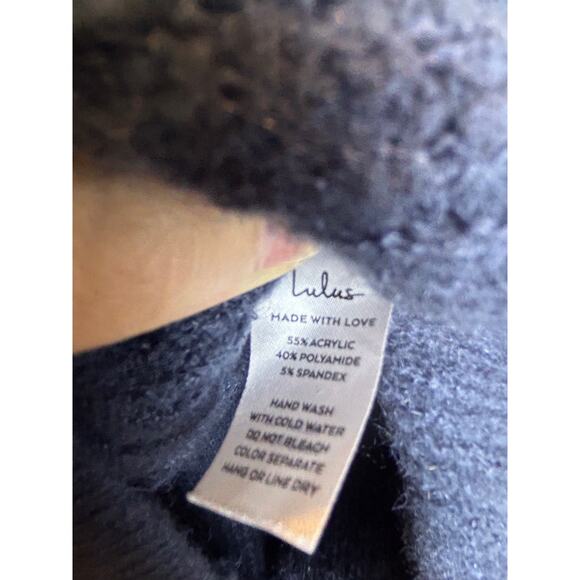 Lulus Oversized V Neck Sweater in Size Small Navy Closet Staple Basic - Picture 6 of 11